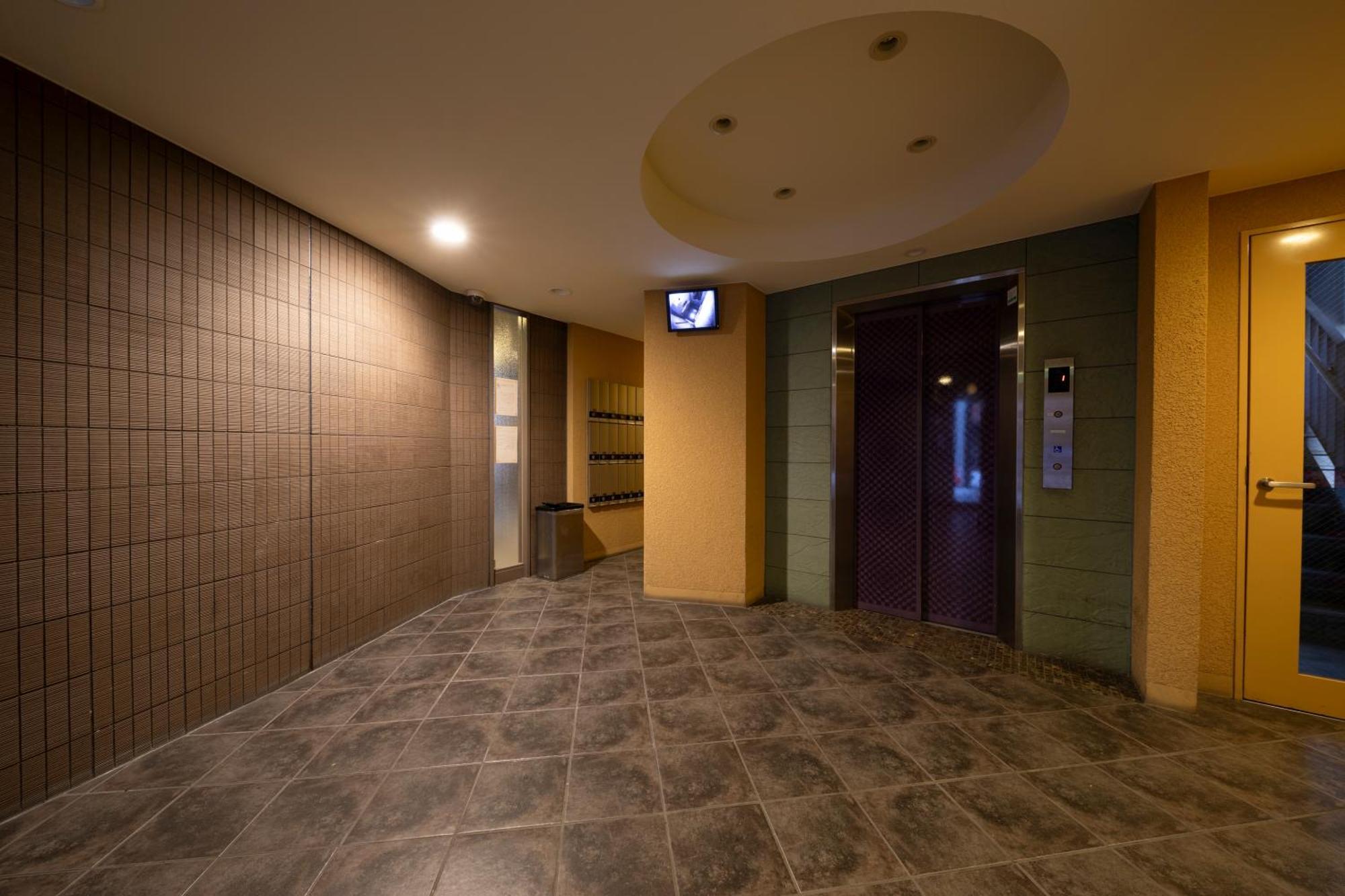 Appartement クリスタルコート難波 à Ōsaka Extérieur photo